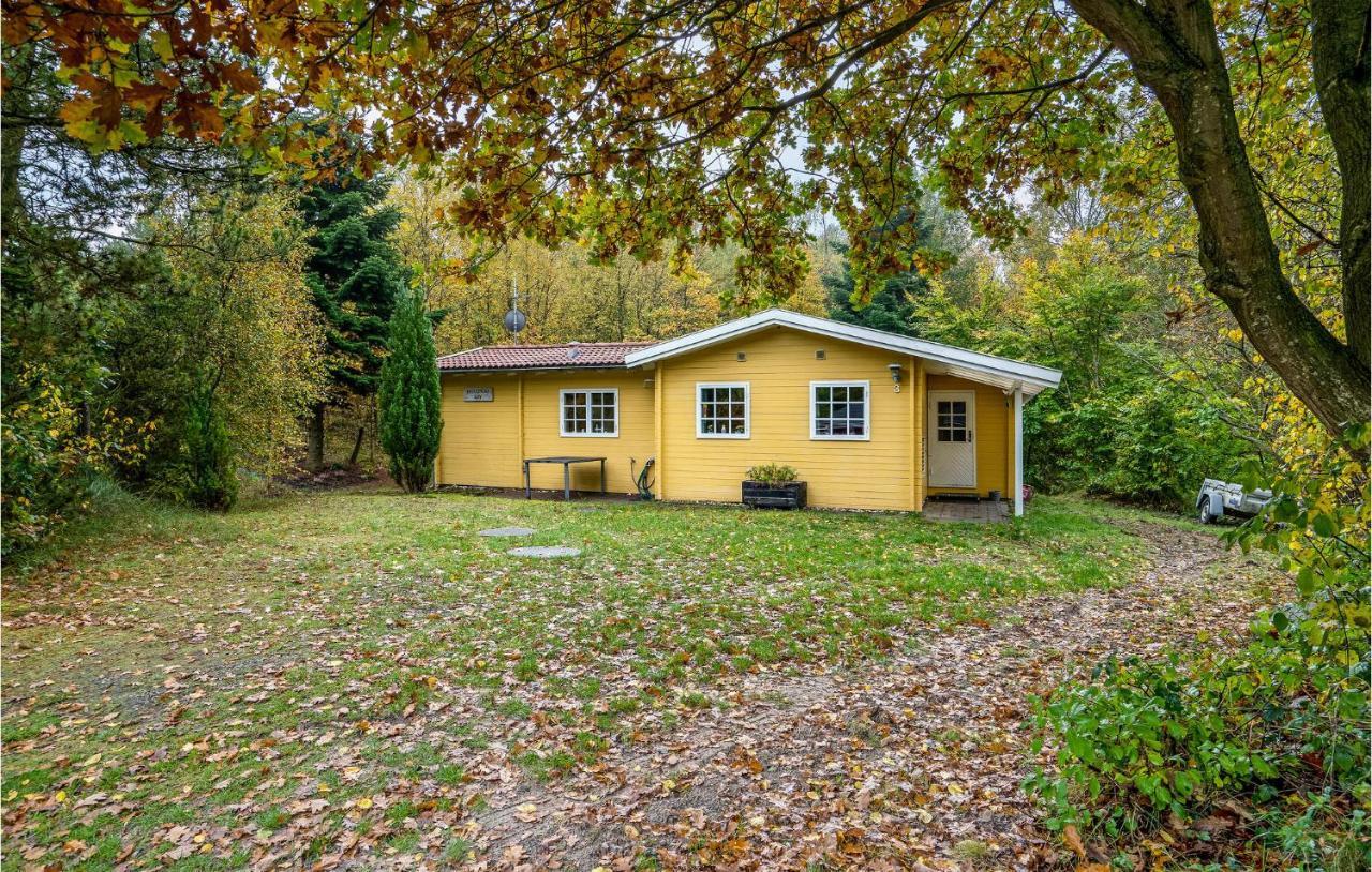 3 Bedroom Cozy Home In Børkop Exterior foto